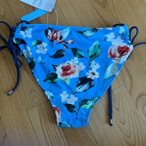 Cupshe small swimsuit bottoms floral watercolor womens size small blue swimming - Picture 2 of 11
